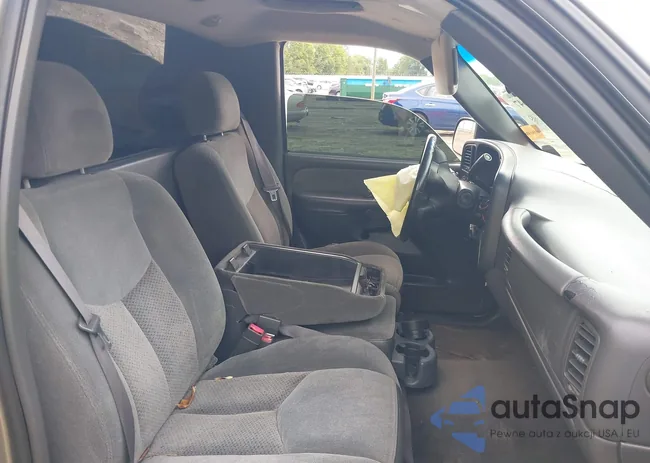 1GCEC14T23Z275845: 42635647