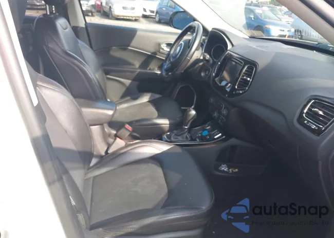 3C4NJDBB2KT776516: 42635670