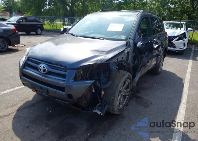 JTMRK4DVXB5099592: 42635762