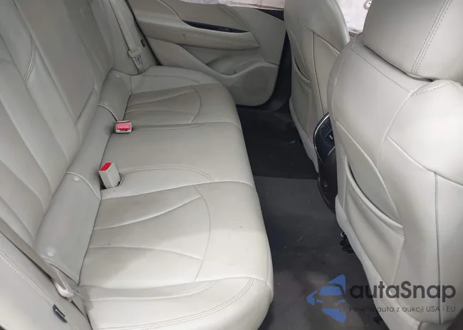 1G4ZR5SS8KU123352: 42635809