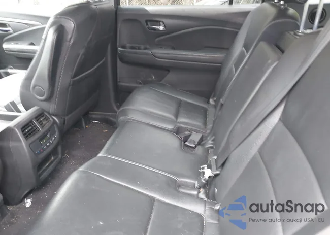 5FNYF6H50JB052185: 42635871