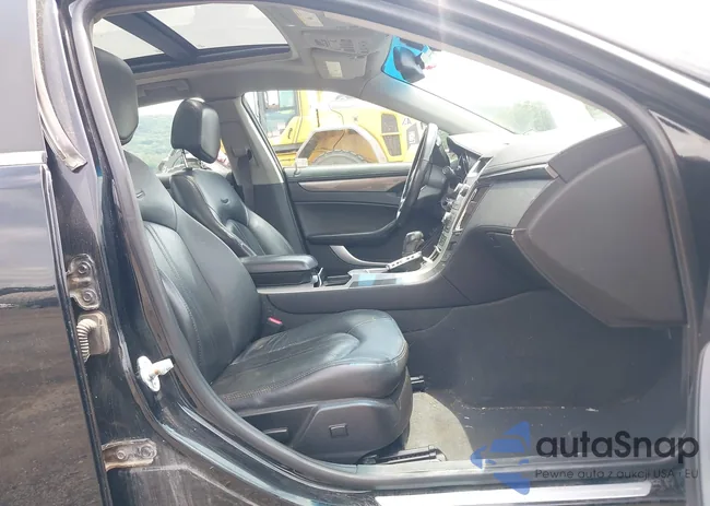 1G6DM5EV3A0111363: 42635887