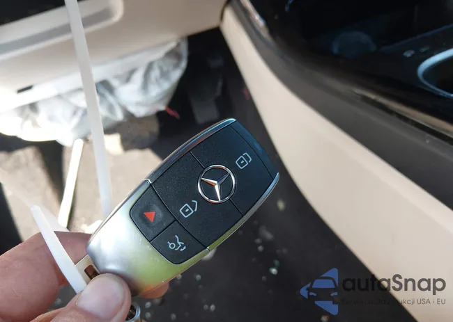 W1K5J4HB2PN410222: 42634965