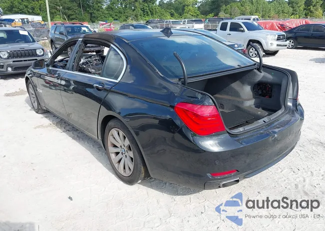 WBAKB8C55BCY66669: 42634989