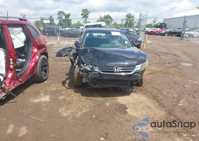 1HGCR2F3XDA255496: 42635098