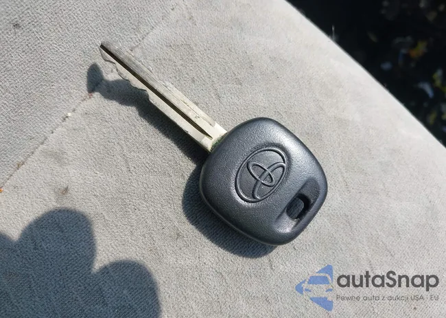 2T1BU4EE3AC243446: 42635121