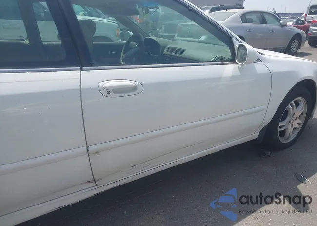 19UYA3257WL009359: 42636664