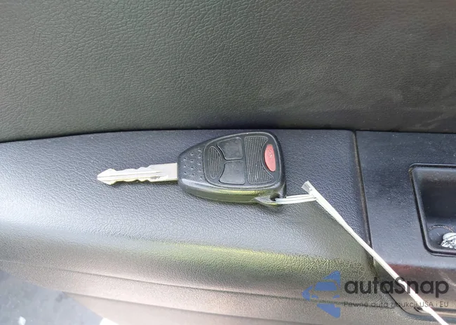 1C4NJCBA3GD560530: 42636769