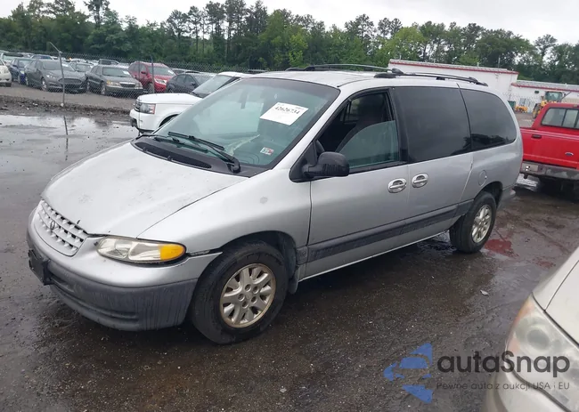 2P4GP44R2YR527173: 42636789