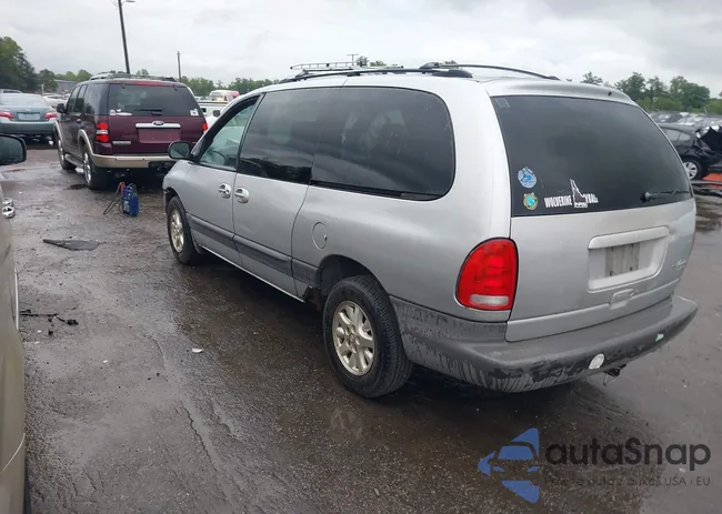 2P4GP44R2YR527173: 42636789