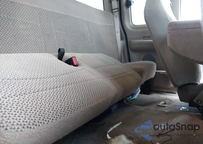 1FTRX17L9XNB83680: 42636807