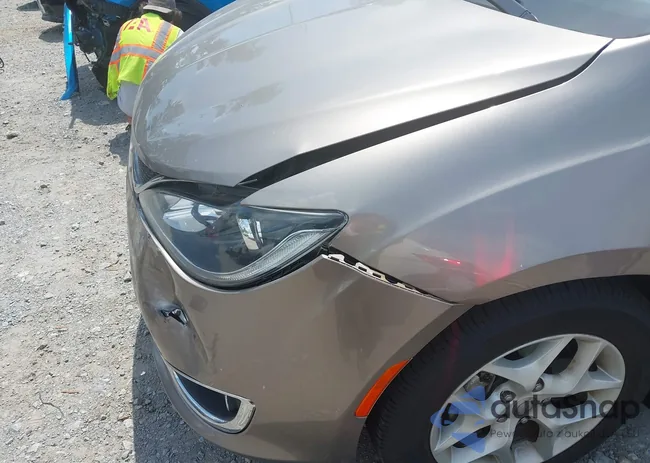 2C4RC1EG2HR803596: 42637494