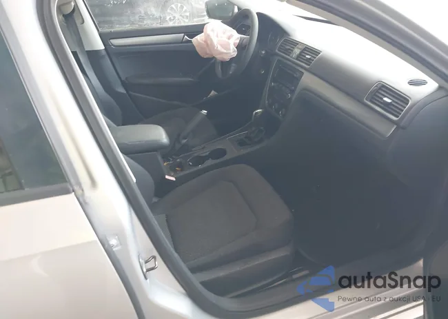 1VWAP7A33DC078114: 42637592