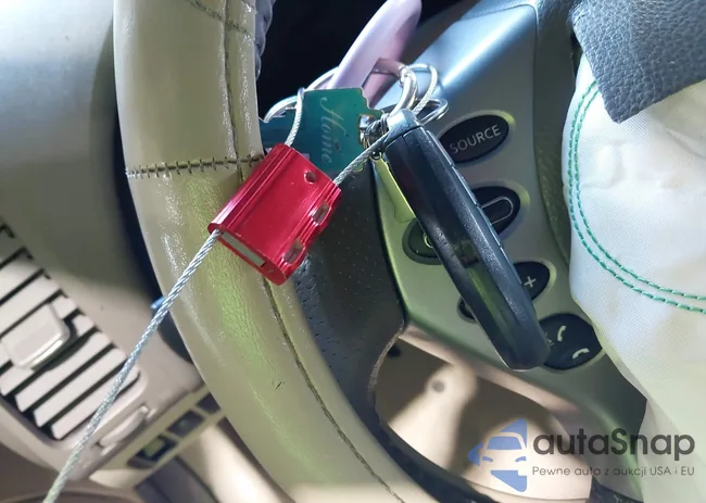 1N4AL2AP2BC174730: 42637785