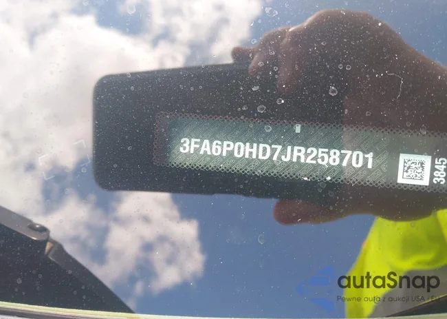 3FA6P0HD7JR258701: 42637023