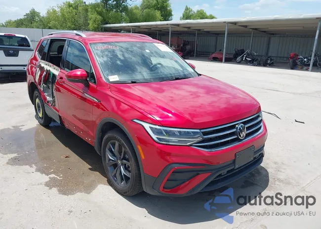 3VV3B7AX1PM080221: 42637131