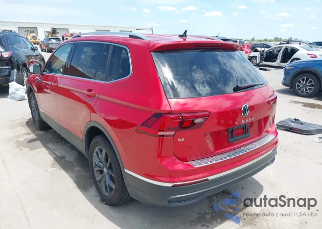 3VV3B7AX1PM080221: 42637131