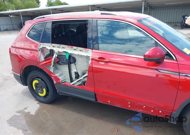 3VV3B7AX1PM080221: 42637131