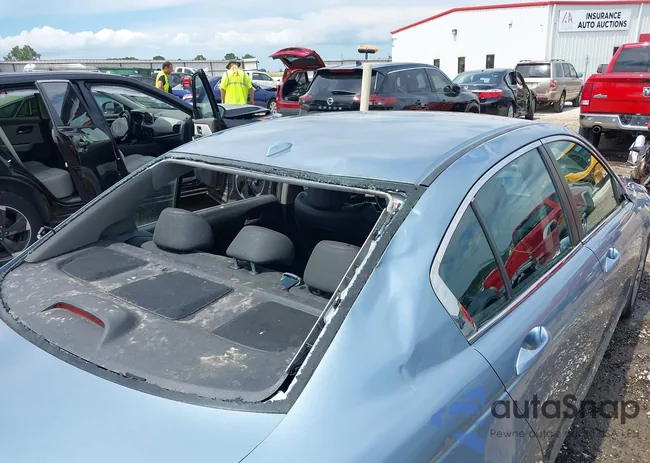 1HGCP2F83CA132509: 42637151