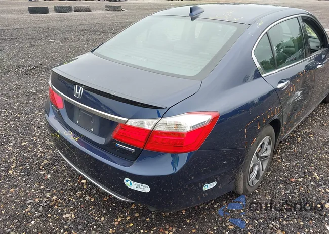 1HGCR6F33EA002674: 42637196