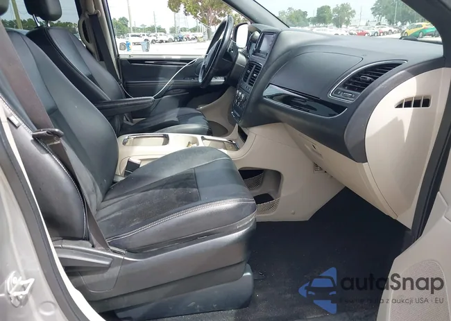 2C4RDGCG3JR283109: 42638457