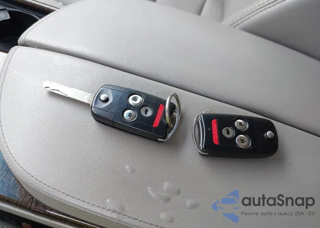 2HNYD2H42DH518066: 42638571