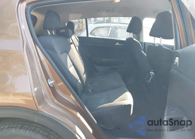 KNDPMCAC2K7579631: 42638579