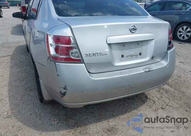 3N1AB61E58L692057: 42638590