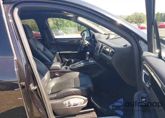 WP1AB2A51HLB15803: 42638730