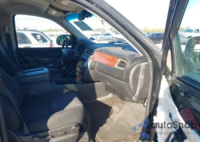 1GNSCAE02ER146103: 42638767