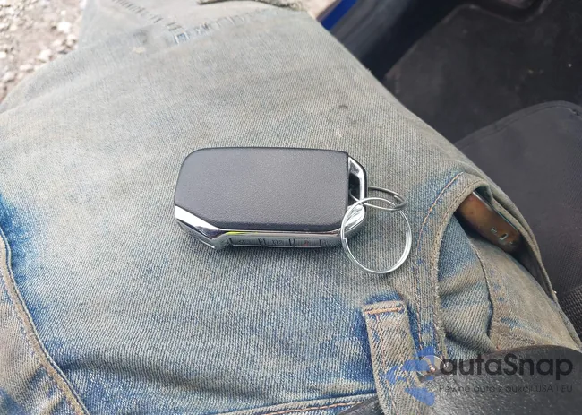 3KPF24AD7RE836485: 42638882