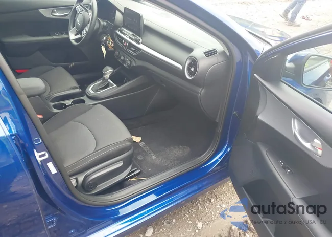 3KPF24AD7RE836485: 42638882