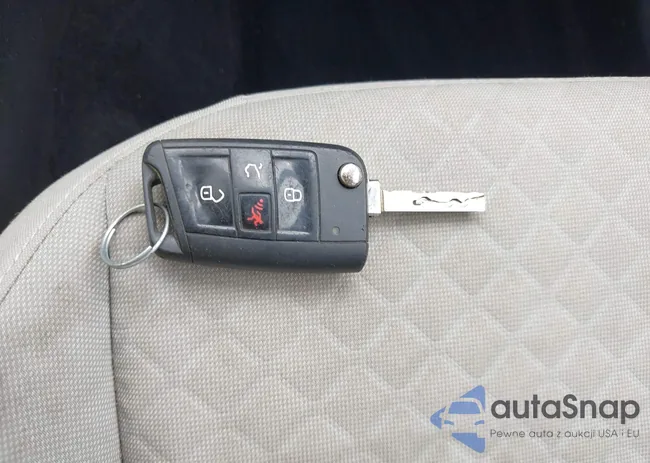 3VV0B7AX0JM098381: 42638909