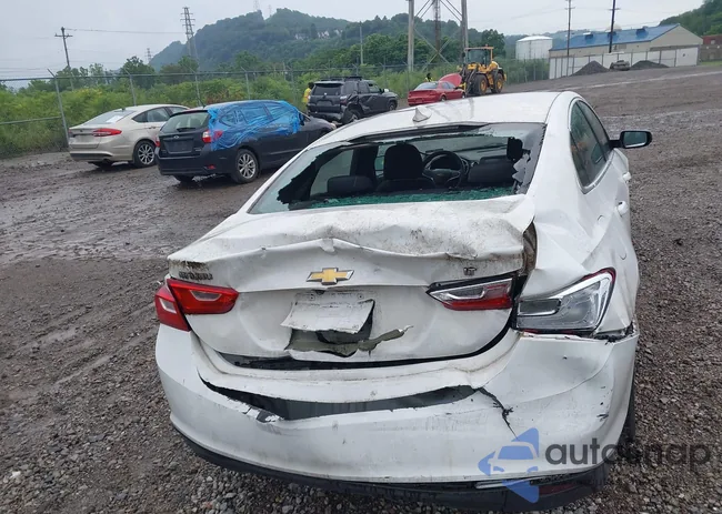 1G1ZD5ST1JF145717: 42638945