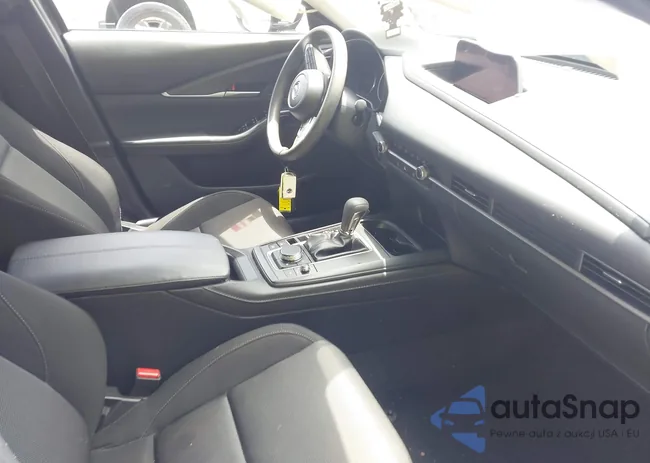 3MVDMBAM8RM682850: 42638060