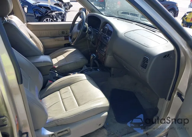 JNRAR07Y9YW077867: 42638066