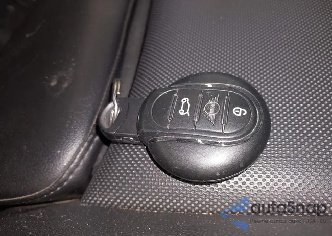 WMWLN9C53G2E15936: 42638109