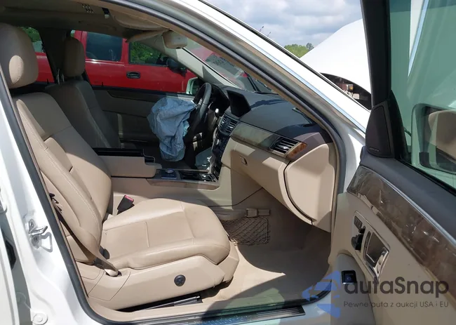 WDDHF8HB0BA371393: 42638237