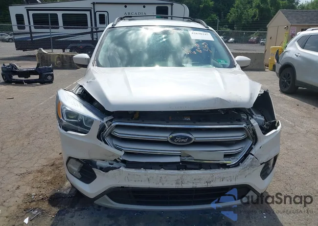 1FMCU9HD5JUD45463: 42638247