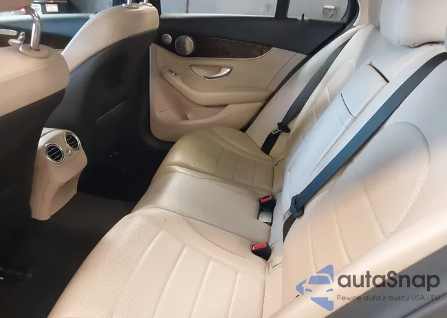 WDDWF4KB0HR245487: 42638360