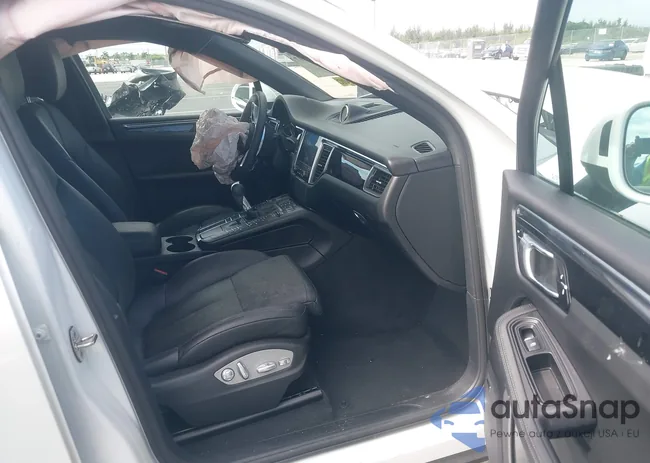 WP1AA2A55JLB22746: 42639417