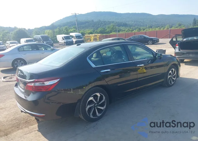 1HGCR2F81HA307566: 42639556