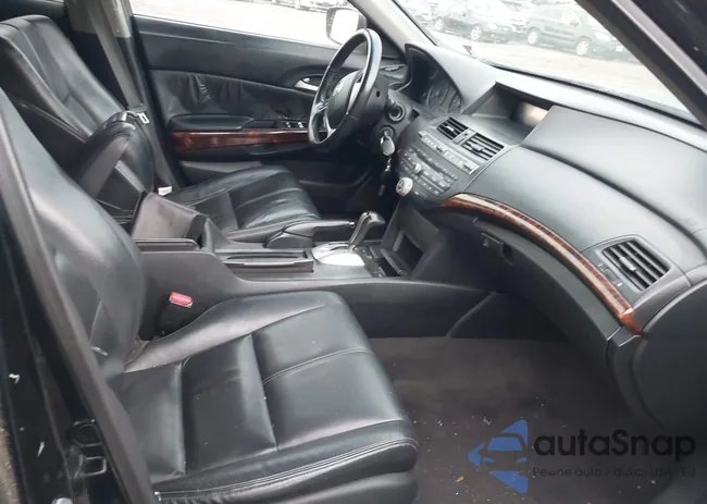 5J6TF2H54AL000875: 42639642