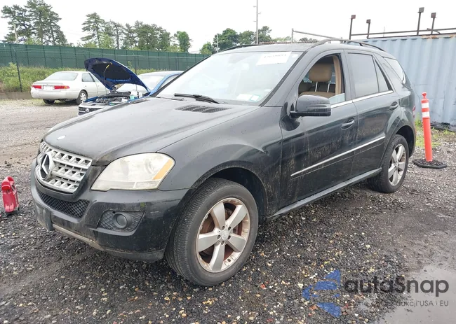 4JGBB8GB6BA723725: 42639893