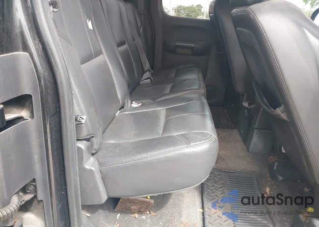 1GCRCSE08BZ159284: 42639912