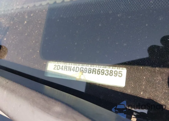 2D4RN4DG9BR693895: 42639256