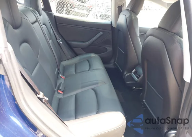 5YJ3E1EB2KF194243: 42639268