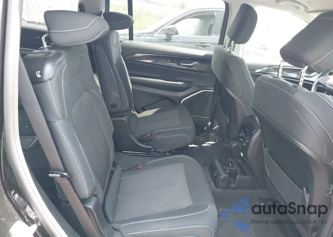 1C4RJKAG3N8562530: 42640408