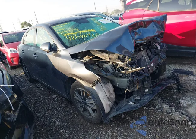 3KPF24AD2PE688128: 42640420