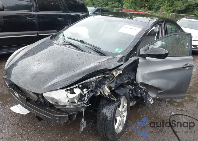 KMHDH4AE4DU923541: 42640535